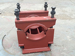 西北院标準支座